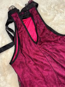 SATIN &amp; MESH Fuchsia &amp; Black Nightgown