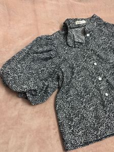 Stylish Printed Puff Sleeve Top