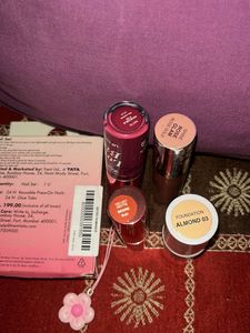 Zudio Makeup &amp; Nail Set