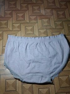 Comfortable Lace Trim Briefs