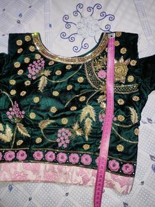 Green Blouse With Pink Net Dupatta