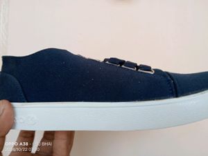 Girls Canvas Shoes