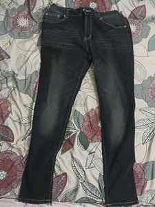 Stylish Dark Wash Jeans