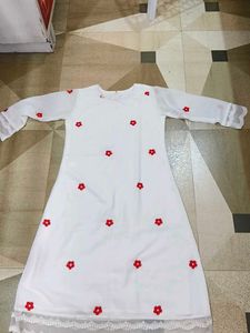 White Kurta /kurti / anarkali with Red Floral Embr