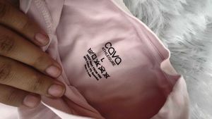 Soft Pink padded Cropped T-Shirt