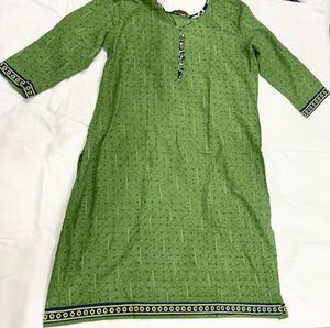 Green &amp; Blue Printed Kurta Set