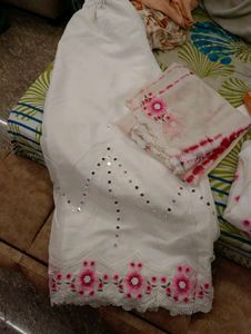 Mirror Work Elegant White Kurta Set with Pink