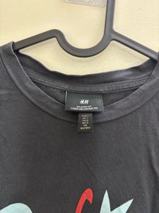 H&amp;M dark grey cartoon shirt