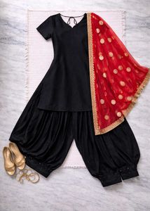Elegant Black Kurta Set with Red Dupatta