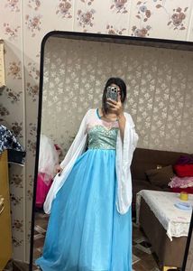 Elegant Blue Gown with White Cape❤️🦋🎀