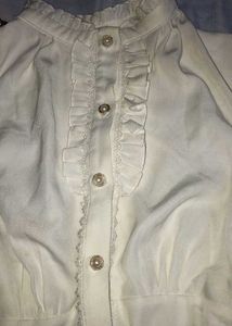 White Ruffled Vintage TOP✨