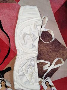 2 Pack Black &amp; Cream Bras