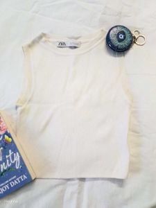 Zara White Sleeveless Knit Top