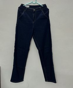 Straight Fit Jeans 🐾
