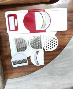 Multi-functional Vegetable Slicer