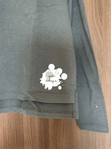 Stylish Grey Crewneck Sweatshirt