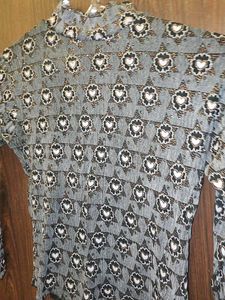 Vintage fish cut lehenga Heart Print Mock Neck Top