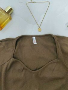 Long Sleeve sweetheart neck Top🤎😽