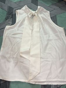 Elegant White Bow Neck Sleeveless Top