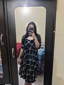 Stylish Black &amp; White Print Dress