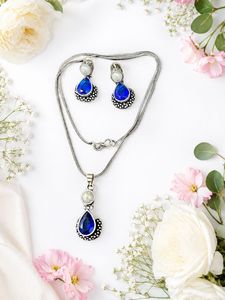 Elegant Blue Stone Necklace & Earrings Set