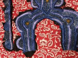 Embroidered Nack And Sleeves Set