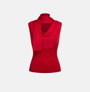 Chic Red Sleeveless Top❤️