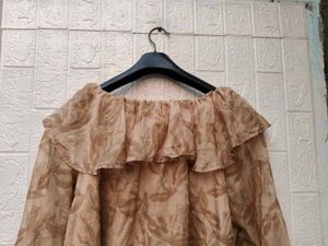 New with tag Korean Ruffled Floral Print Blouse