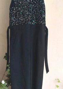 Black sequence jumpsuit with pockets.✨Like new
