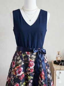 Elegant Navy Floral Midi Dress