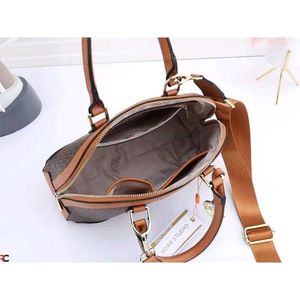 MICHAEL KORS*  *ALMA  DOME SATCHEL BAG*