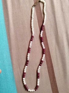 Beaded Necklace - White & Maroon