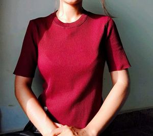 Chic Ribbed Maroon Top