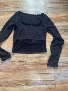Black Lace Trim Long Sleeve Top
