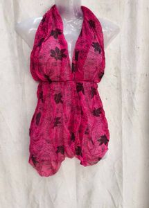 VN. Vibrant Pink Floral Halter Top