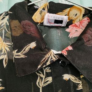 Floral Sleeveless Blouse