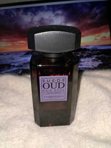 Suede Oud Baie Rose Perfume
