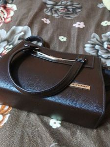 Elegant Brown Shoulder Bag
