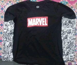 Black Marvel T Shirt For Men L Size Good Condition