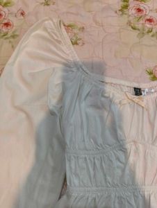 White Puff Sleeve Crop Top