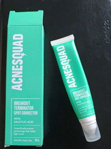 Acnesquad Spot Corrector