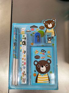 combo offer on stainless steel water bottle for kids pencil set and ladis handkerchief but am not using it it's new product's