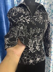 Chic Black Floral Print Button-Up Top