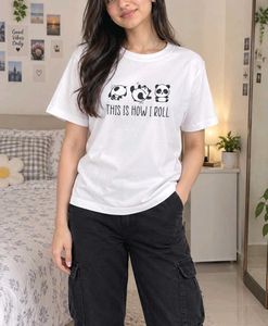 Cute Panda "This is How I Roll" T-Shirt