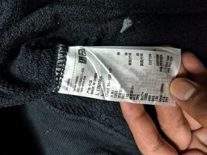 UNIQLO Black Zip-Up Hoodie