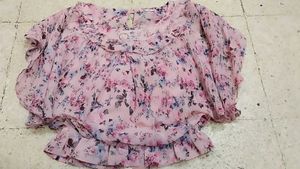 Chic Pink Floral Print Blouse