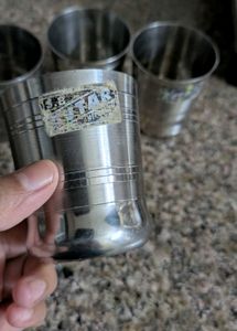Set of 4 Stainless Steel tea/coffee Glasses