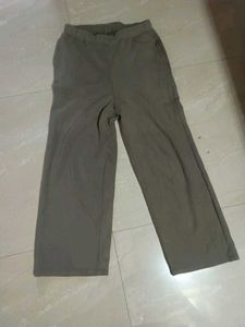 baggy sweatpant