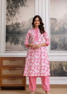 Chic Pink Floral Kurta Set