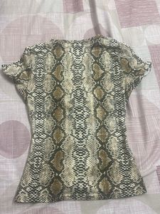 Stylish Snake Print V-Neck Top